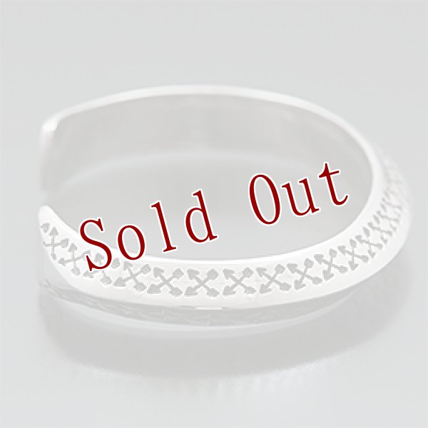 画像2: ナバホ族 Sunshine Reeves #1トライアングルワイヤー スター/Wアロー バングル メンズ L (2)