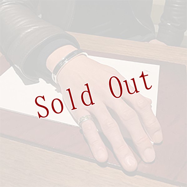 画像4: ナバホ族 Albert Nells 3/8" ジェット インレイ バングル メンズ M (4)