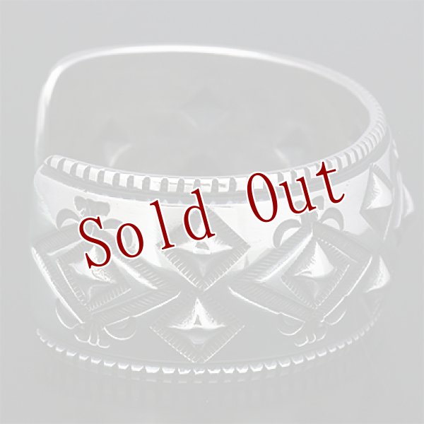 画像5: ナバホ族 Harrison Jim 1 1/8" バンプアウト インゴットシルバー バングル (5)