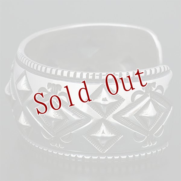 画像4: ナバホ族 Harrison Jim 1 1/8" バンプアウト インゴットシルバー バングル (4)