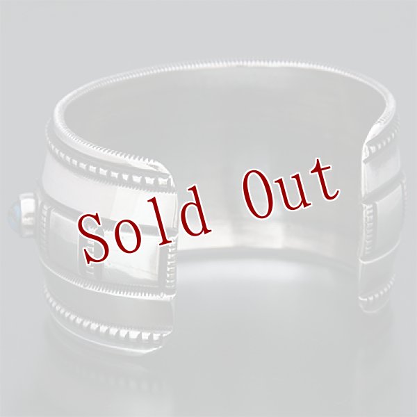 画像3: ナバホ族 Harrison Jim 1 1/2" キングマン インゴットシルバー コインエッジ バングル (3)