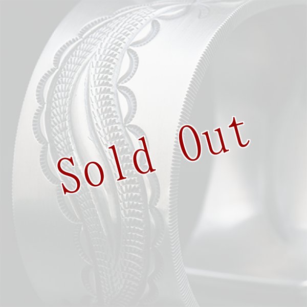 画像3: ナバホ族 Jacob D. Morgan 1” フォックス ターコイズ Bi-curve リポウズ バングル (3)