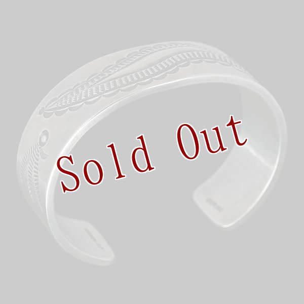 画像3: ナバホ族 Jacob D. Morgan 3/4” Bi-curve Repousse バングル (3)