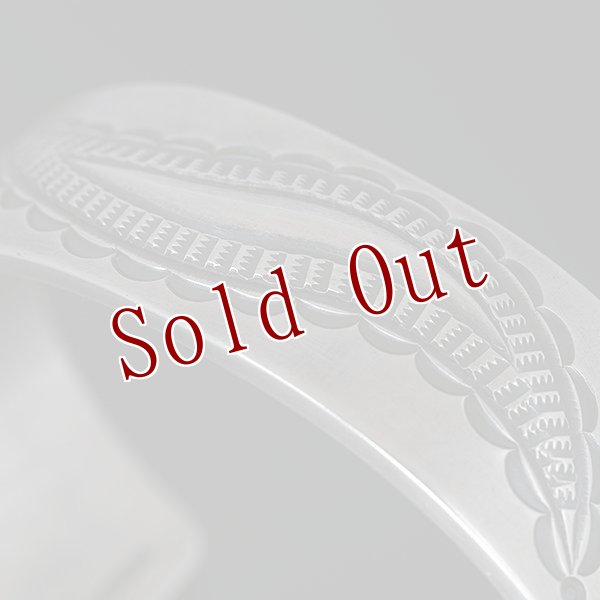 画像6: ナバホ族 Jacob D. Morgan 3/4” Bi-curve Repousse バングル (6)