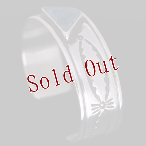 画像4: ナバホ族 Roy Tracy キングマントライアングル インゴットシルバー バングル (4)