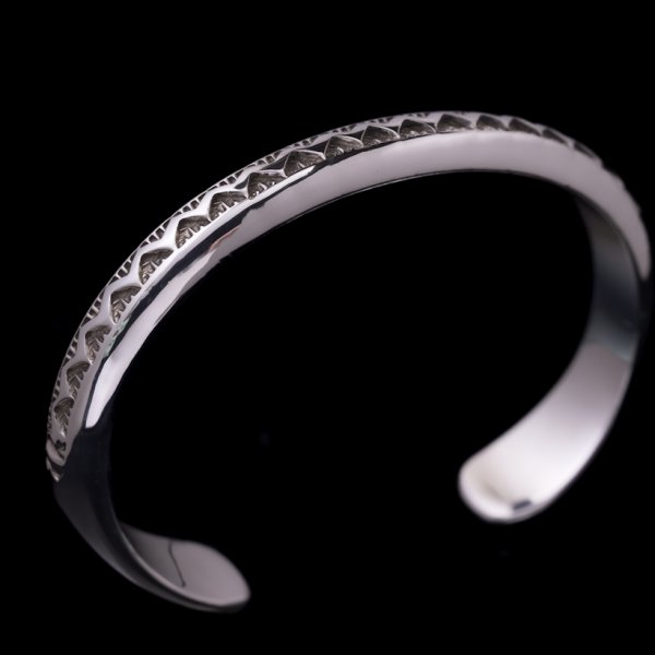 画像2: ナバホ族 Lyle Secatero #0ハーフラウンド ライトニング バングル (2)