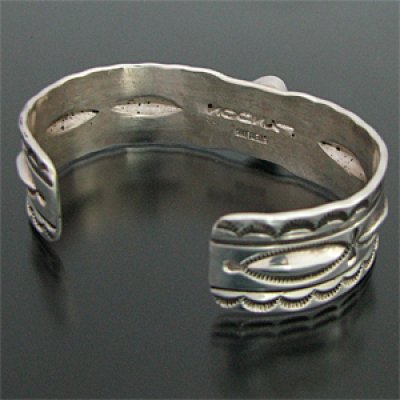 画像2: ナバホ族 Lyndon Tsosie ナンバーエイト インゴットシルバー バングル