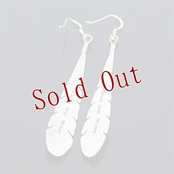 画像2: ナバホ族 Tanya Mace 12KGF ロングフェザー コーラル ピアス (2)