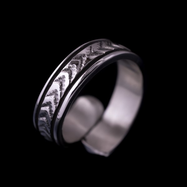 画像2: 【RIVER MAIL企画】ナバホ族 Bruce Morgan 1/4 SS 4ダイヤ+アロー アジャスタブル リング (2)