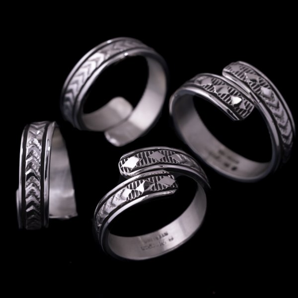 画像3: 【RIVER MAIL企画】ナバホ族 Bruce Morgan 1/4 SS 4ダイヤ+アロー アジャスタブル リング (3)