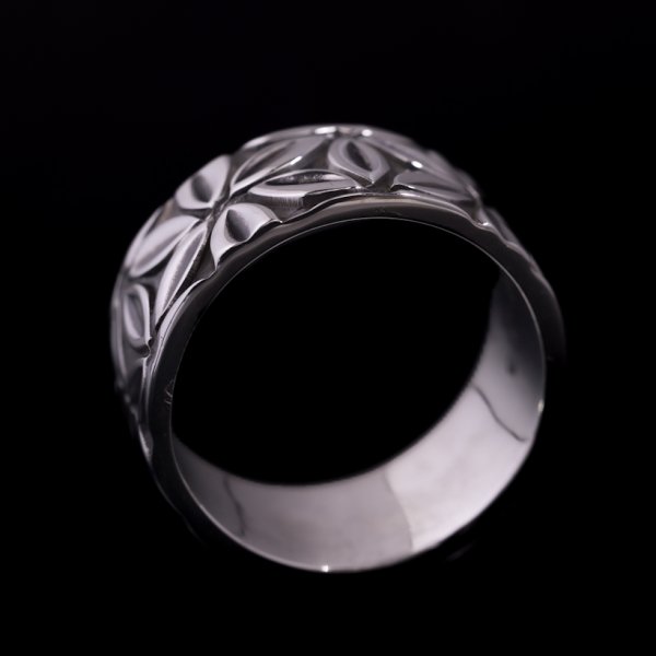 画像2: ナバホ族 Lyle Secatero 3/8" フラワー スタンプ リング (2)