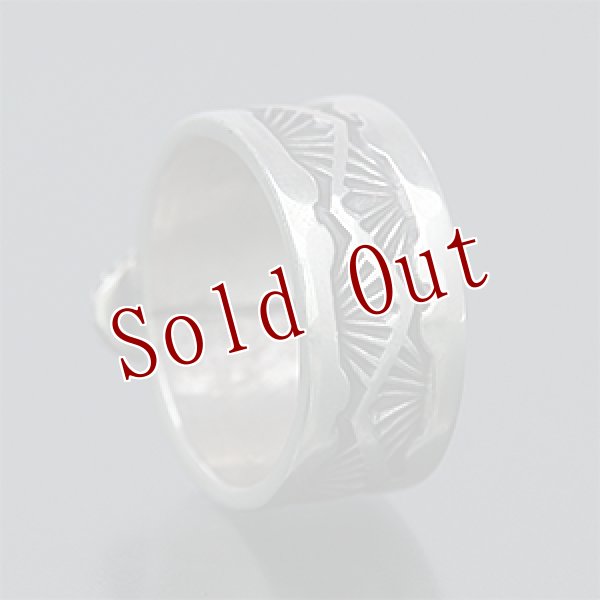 画像3: ナバホ族 Sunshine Reeves モレンシ スタンプワーク リング 20号 (3)