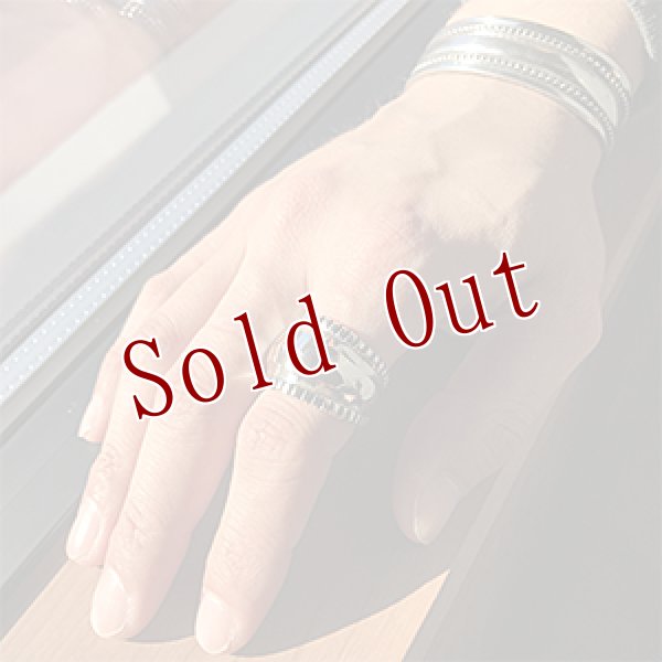 画像4: ナバホ族 Harrison Jim インゴットシルバー リポウズ リング 21号 (4)