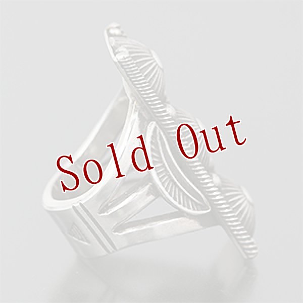 画像2: ナバホ族 Clendon Pete シェルコンチョ ツイストワイヤー リング 15号 (2)