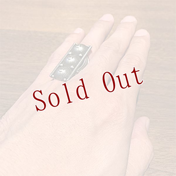 画像4: ナバホ族 Clendon Pete シェルコンチョ ツイストワイヤー リング 15号 (4)