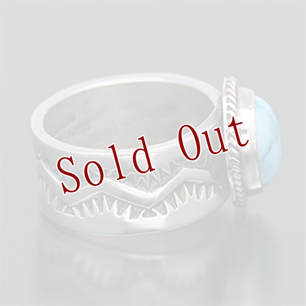 画像2: ナバホ族 Sunshine Reeves 3/8” キングマン スタンプ リング 20号 (2)