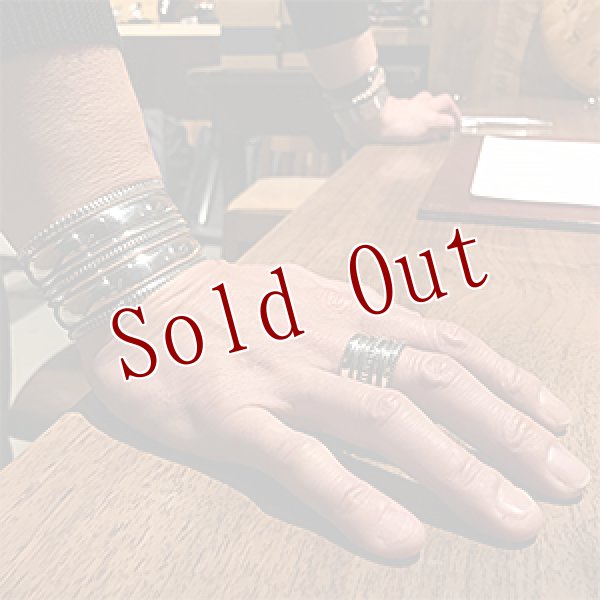 画像4: ナバホ族 Harrison Jim 3/4” インゴットシルバー チゼル リング 19号 (4)