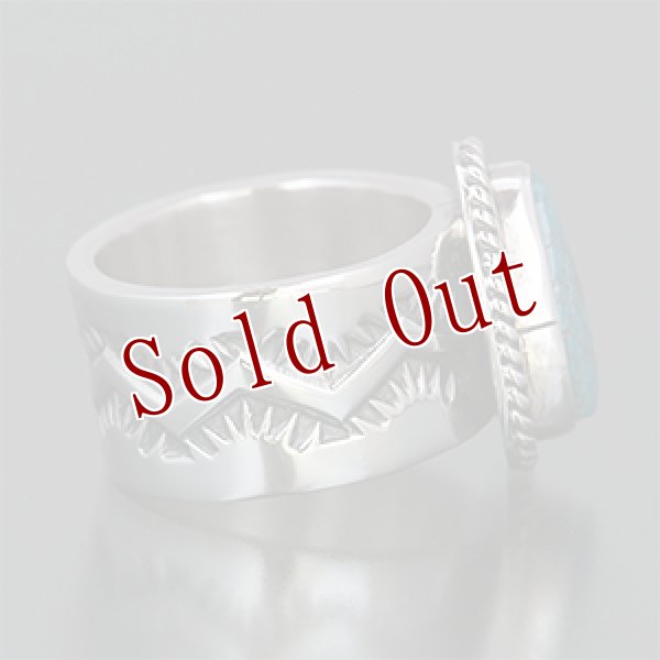 画像3: ナバホ族 Sunshine Reeves 3/8” ロイストーン スタンプ リング 10号 (3)