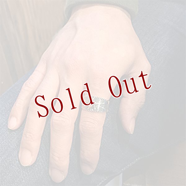 画像4: ナバホ族 Pat Bedonie 1/2” 14K スターバースト  リング 21号 (4)