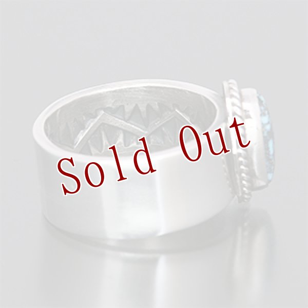 画像3: ナバホ族 Sunshine Reeves 3/8” キングマン プレーン/スタンプ リング 21号 (3)