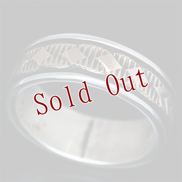 画像1: 【再入荷】ナバホ族 Bruce Morgan 1/4" 14K 4ダイヤ+アロー リング (1)