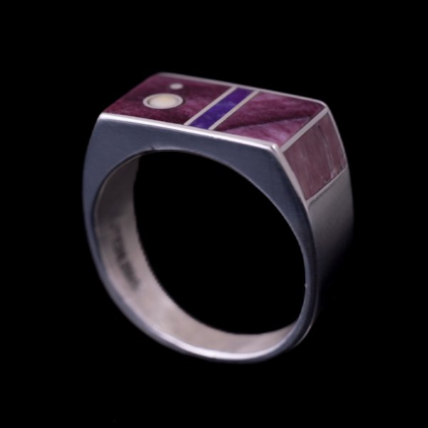 画像2: ナバホ族 Veronica Benally パープルオイスターシェル/アイボリー インレイ リング 8号 (2)