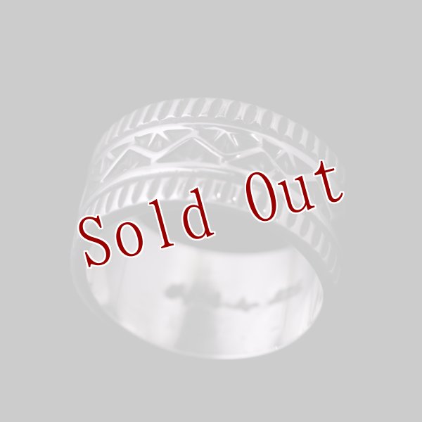 画像1: ナバホ族 Lyle Secatero 3/8" ライトニング リング 17号 (1)