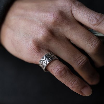 画像3: ナバホ族 Lyle Secatero 3/8" サン/マウンテン リング 14号