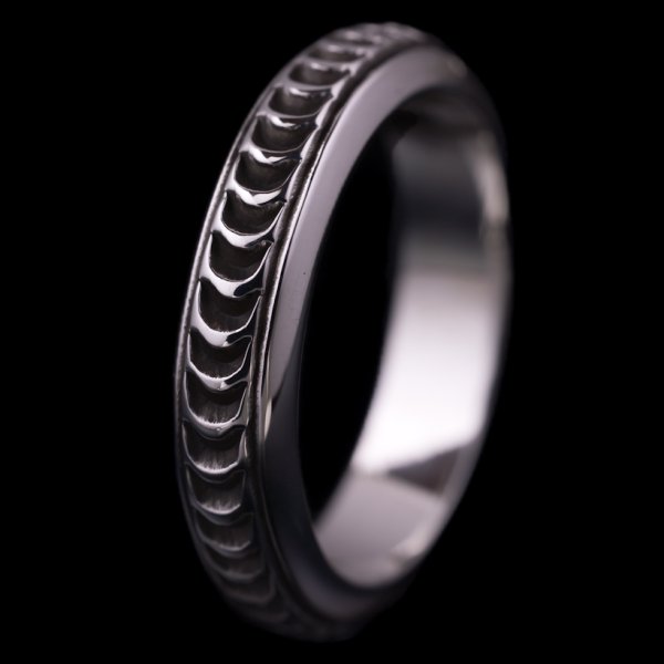 画像3: ナバホ族 Lyle Secatero #4ハーフラウンド ウォーター リング 23号 (3)