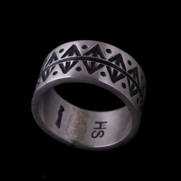 画像1: ナバホ族 Herman Smith 3/8" クラシックスタイル リング 14.5号 (1)