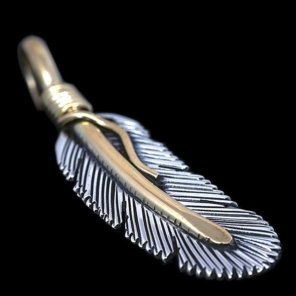画像3: 【再入荷】ナバホ族 Harvey Mace 12KGF イーグルフェザー ペンダント XS/右 チェーン付き (3)