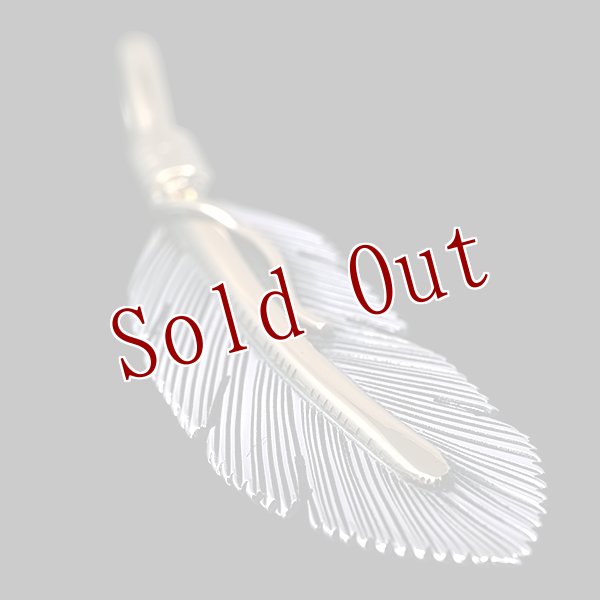 画像3: 【再入荷】ナバホ族 Harvey Mace 12KGF イーグルフェザー ペンダント S/右 チェーン付き (3)