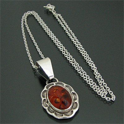 画像1: ナバホ族 アンバー スタンプワーク オーバル ネックレス