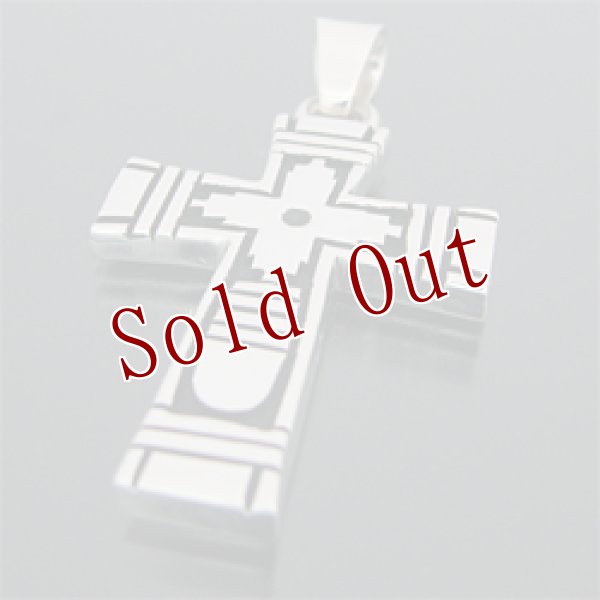 画像1: ナバホ族 Steven J. Begay オーバーレイ クロス ペンダント (1)