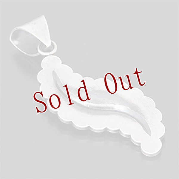 画像2: ナバホ族 Jacob D. Morgan Bi-Curve リポウズ ペンダント (2)