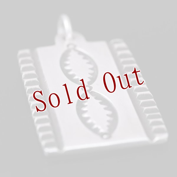 画像3: ナバホ族 Darryl Begay コインシルバー スタンプ スクエア ペンダント (3)