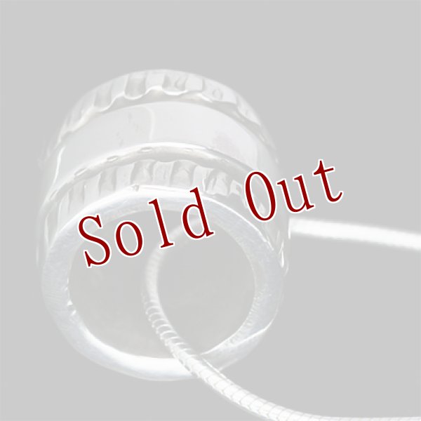 画像5: ナバホ族 Bruce Morgan 1/4" 3/8" シルバー チゼルワーク プレーン ペンダント チェーン付き (5)