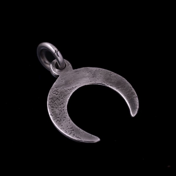 画像2: 【RM Jewelry】ナジャ シルバー ペンダント (2)