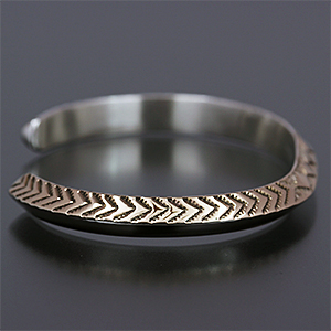 専用Navajo Bruce Morgan 2面バングル　Sterling 専用Navajo Bruce Morgan 2面バングル Sterling